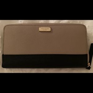 Beige and Black Kate Spade Zippered Wallet
